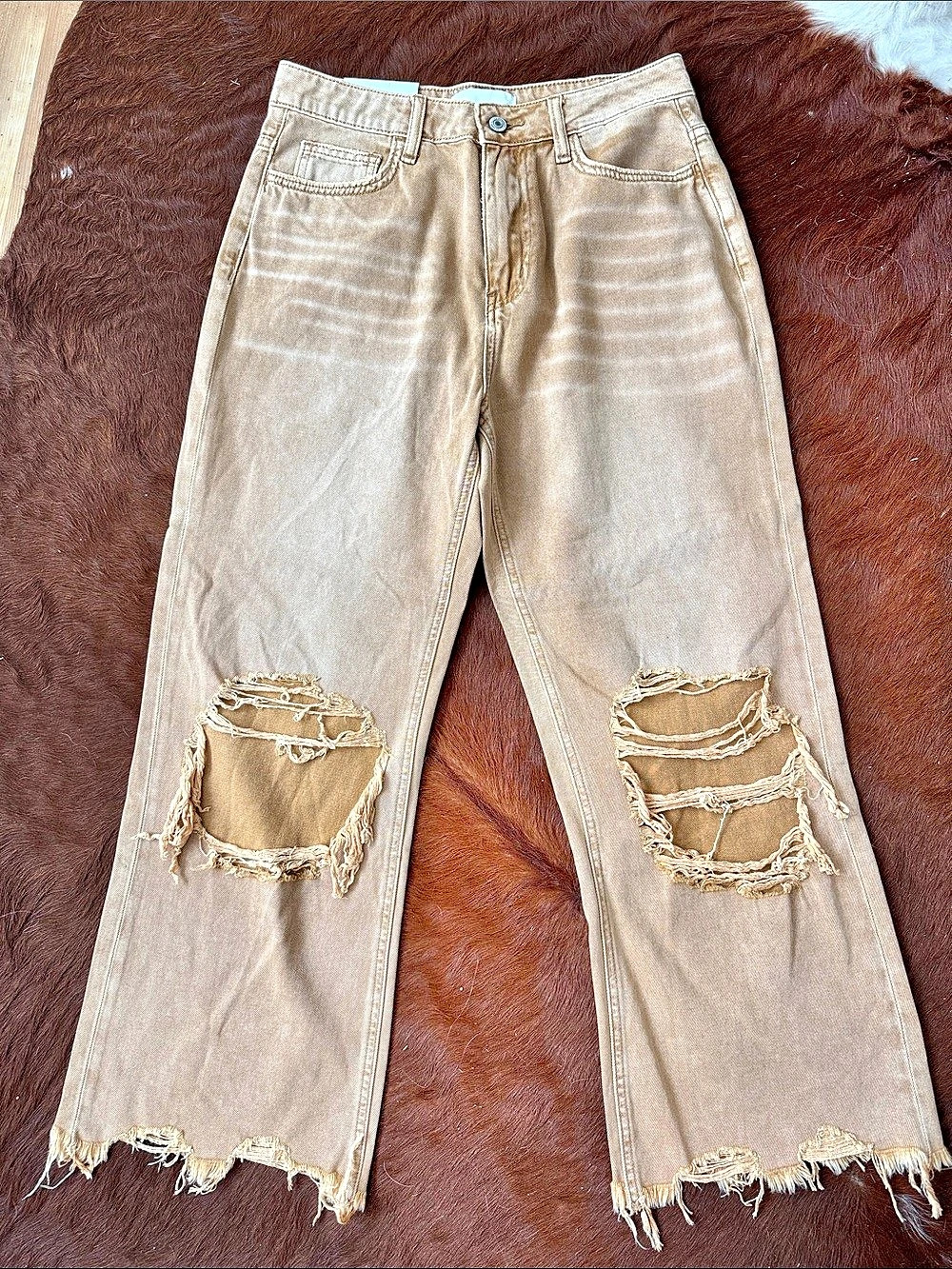 Vervet Distressed Straight Leg Jeans in Beige Waist 29